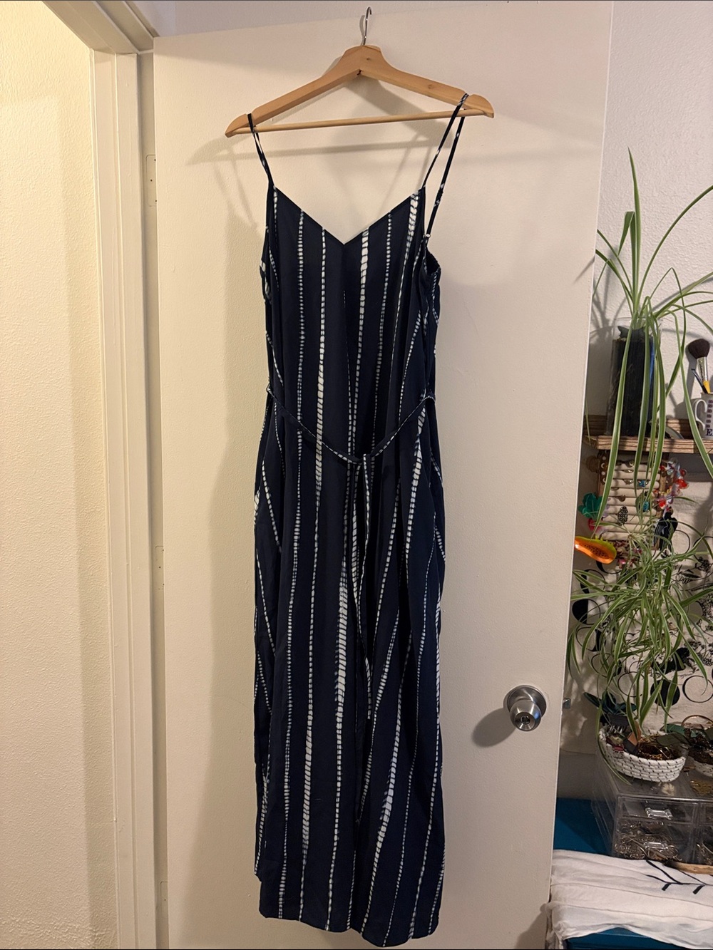 Navy Striped Spaghetti‑Strap Maxi w/ Pockets - Dress Banana Republic Size Small